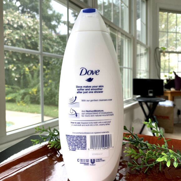DOVE Deep Moisture Body Wash - Picture 3 of 6